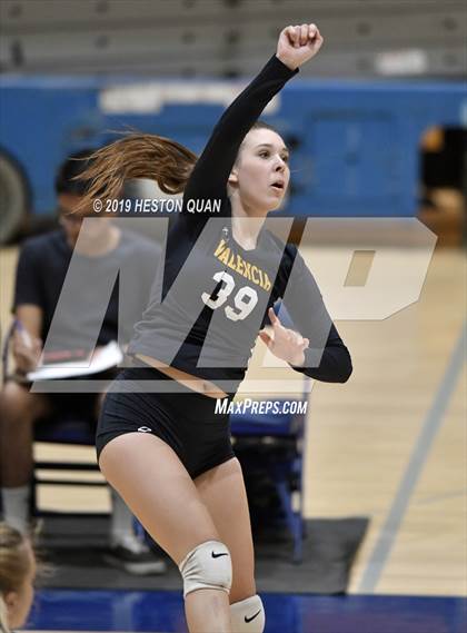 Thumbnail 1 in Canyon @ Valencia photogallery.