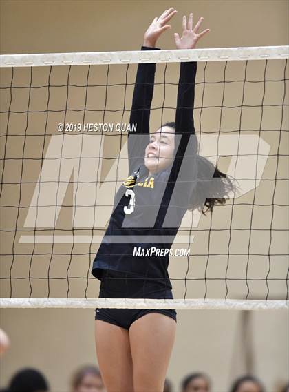 Thumbnail 2 in Canyon @ Valencia photogallery.