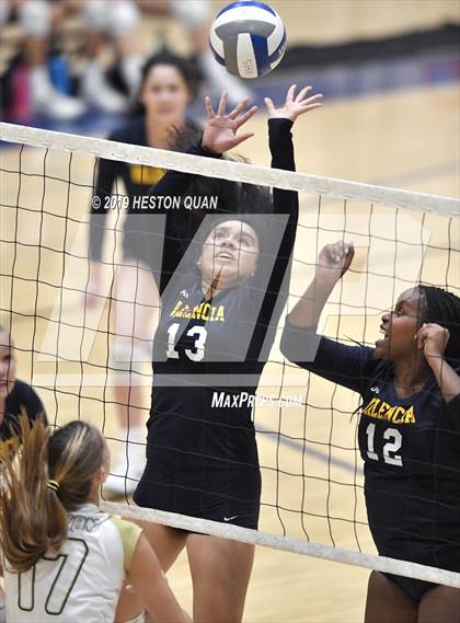 Thumbnail 3 in Canyon @ Valencia photogallery.