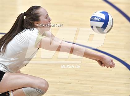 Thumbnail 3 in Canyon @ Valencia photogallery.