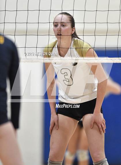 Thumbnail 2 in Canyon @ Valencia photogallery.