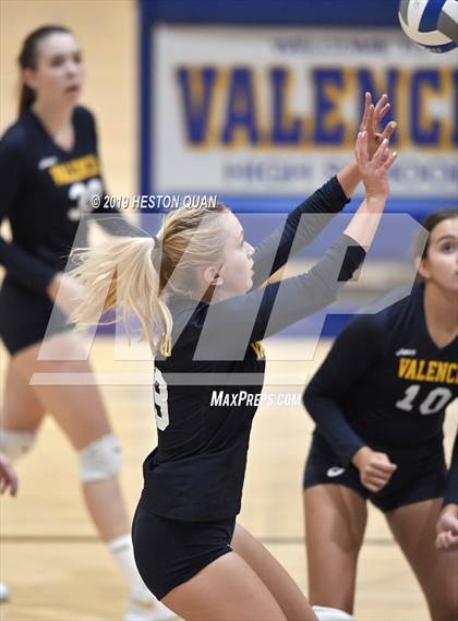 Thumbnail 1 in Canyon @ Valencia photogallery.