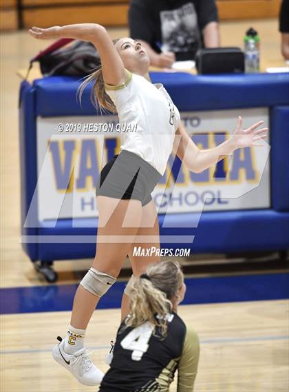 Thumbnail 3 in Canyon @ Valencia photogallery.