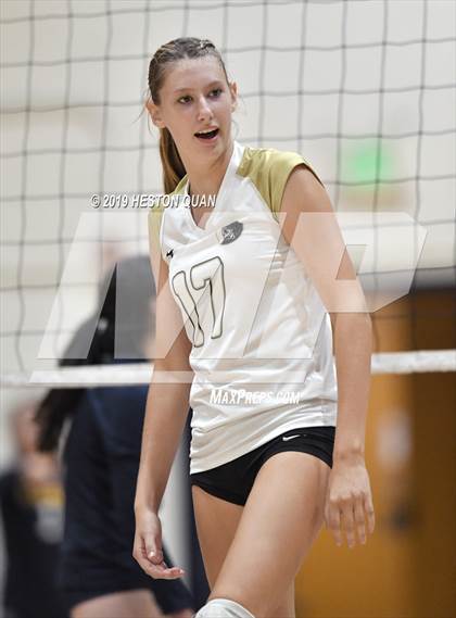 Thumbnail 3 in Canyon @ Valencia photogallery.