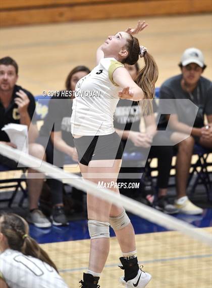 Thumbnail 3 in Canyon @ Valencia photogallery.