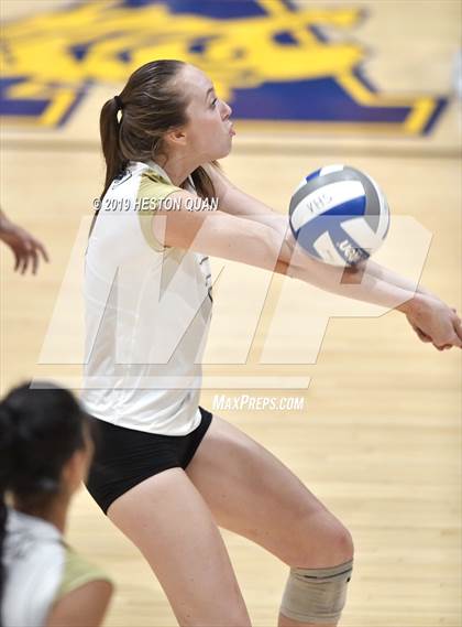 Thumbnail 1 in Canyon @ Valencia photogallery.