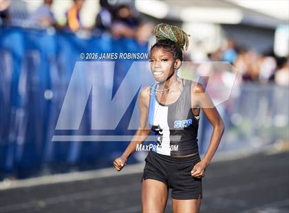Thumbnail 2 in Stanton Invitational (400m) photogallery.