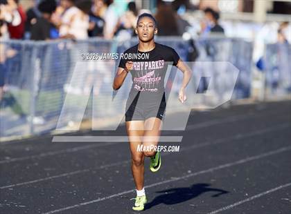 Thumbnail 1 in Stanton Invitational (400m) photogallery.