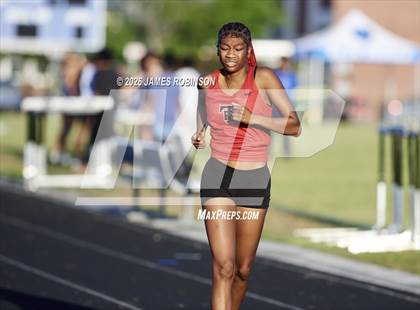 Thumbnail 2 in Stanton Invitational (400m) photogallery.