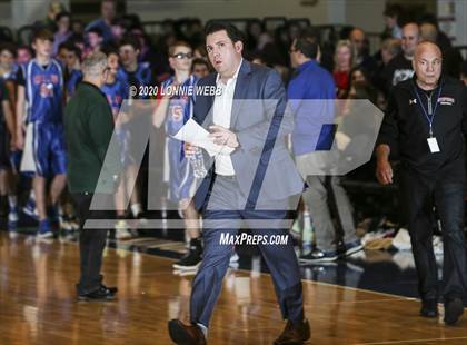 Thumbnail 2 in Iona Prep vs Archbishop Stepinac (Crusader Classic - Westchester County Center) photogallery.