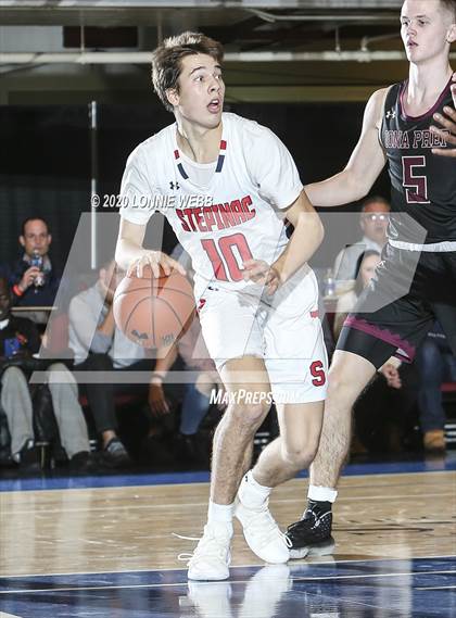 Thumbnail 2 in Iona Prep vs Archbishop Stepinac (Crusader Classic - Westchester County Center) photogallery.