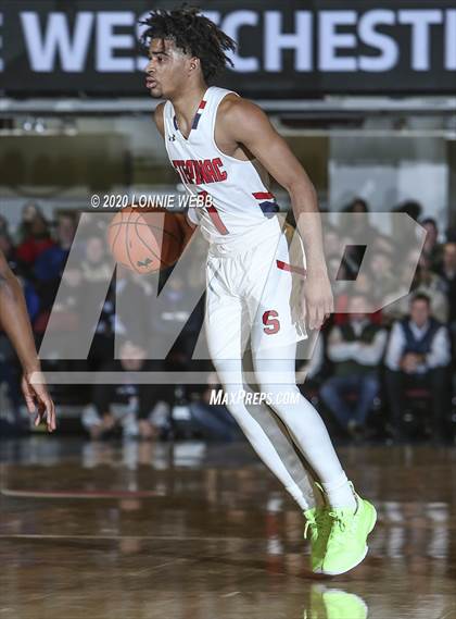 Thumbnail 1 in Iona Prep vs Archbishop Stepinac (Crusader Classic - Westchester County Center) photogallery.