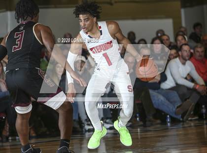Thumbnail 1 in Iona Prep vs Archbishop Stepinac (Crusader Classic - Westchester County Center) photogallery.