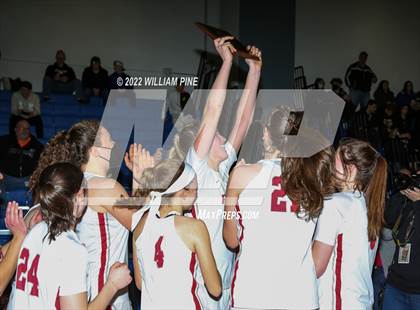 Thumbnail 2 in O'Neill vs. Red Hook (Section 9 Class B Final) photogallery.