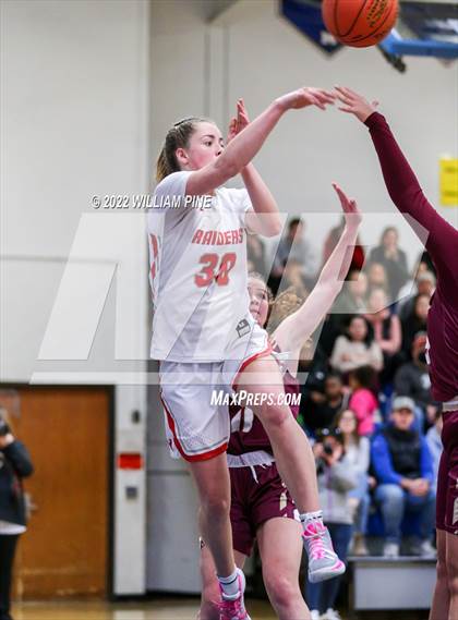 Thumbnail 1 in O'Neill vs. Red Hook (Section 9 Class B Final) photogallery.