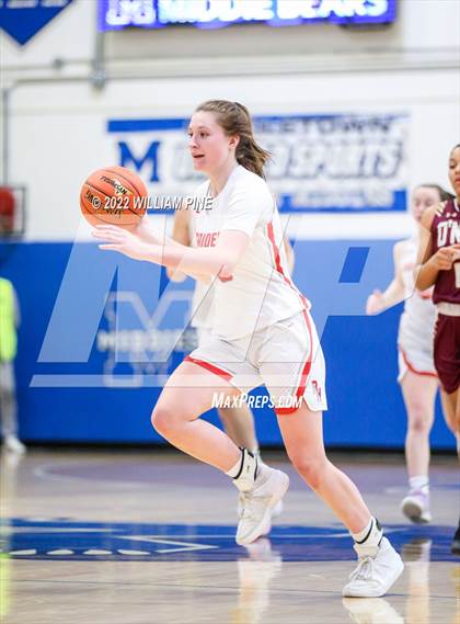 Thumbnail 2 in O'Neill vs. Red Hook (Section 9 Class B Final) photogallery.