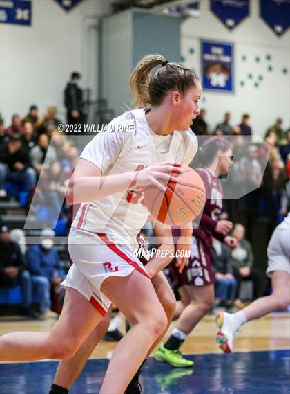 Thumbnail 1 in O'Neill vs. Red Hook (Section 9 Class B Final) photogallery.