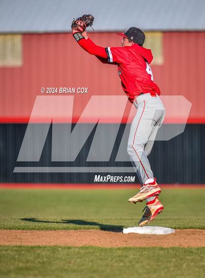Thumbnail 2 in Harding Academy @ Cave City photogallery.