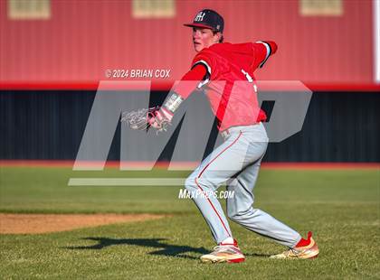 Thumbnail 3 in Harding Academy @ Cave City photogallery.