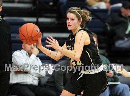 Thumbnail 3 in Dublin vs. Casa Grande (Miramonte Holiday Classic) photogallery.