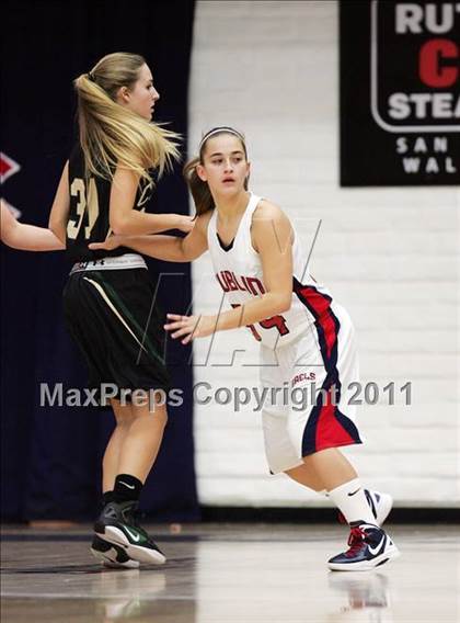 Thumbnail 1 in Dublin vs. Casa Grande (Miramonte Holiday Classic) photogallery.