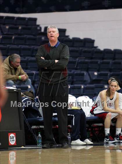 Thumbnail 1 in Dublin vs. Casa Grande (Miramonte Holiday Classic) photogallery.