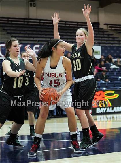 Thumbnail 2 in Dublin vs. Casa Grande (Miramonte Holiday Classic) photogallery.