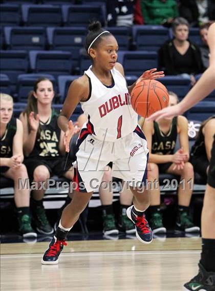 Thumbnail 1 in Dublin vs. Casa Grande (Miramonte Holiday Classic) photogallery.