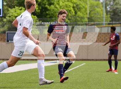 Thumbnail 2 in Wakeland vs. Kingwood Park (UIL 5A Final) photogallery.