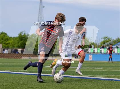 Thumbnail 2 in Wakeland vs. Kingwood Park (UIL 5A Final) photogallery.