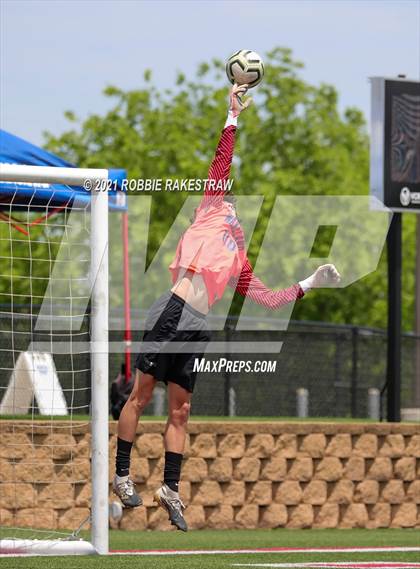 Thumbnail 2 in Wakeland vs. Kingwood Park (UIL 5A Final) photogallery.