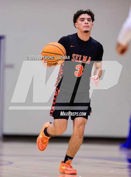 Thumbnail 2 in Lemoore vs. Selma photogallery.
