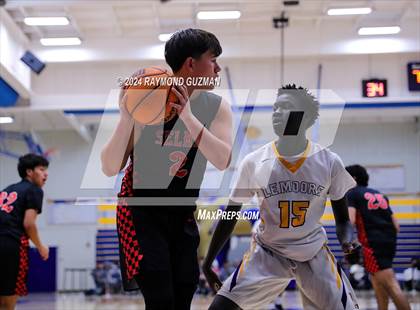 Thumbnail 2 in Lemoore vs. Selma photogallery.