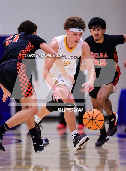 Thumbnail 2 in Lemoore vs. Selma photogallery.