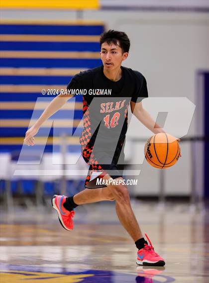 Thumbnail 1 in Lemoore vs. Selma photogallery.