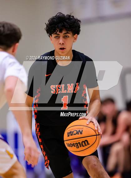 Thumbnail 1 in Lemoore vs. Selma photogallery.