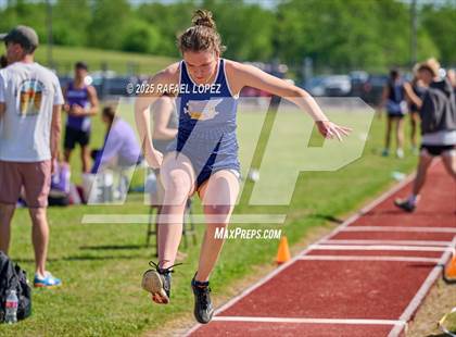 Thumbnail 3 in Lake Houston Conquerors Invitational (Triple Jump) photogallery.