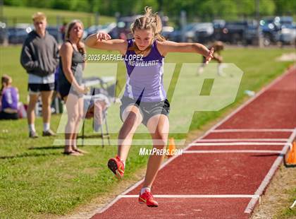 Thumbnail 3 in Lake Houston Conquerors Invitational (Triple Jump) photogallery.