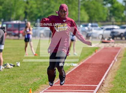 Thumbnail 3 in Lake Houston Conquerors Invitational (Triple Jump) photogallery.