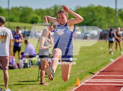 Thumbnail 2 in Lake Houston Conquerors Invitational (Triple Jump) photogallery.