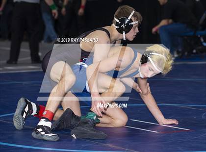 Thumbnail 2 in NYSPHSAA Wrestling Championships (Round 1) photogallery.