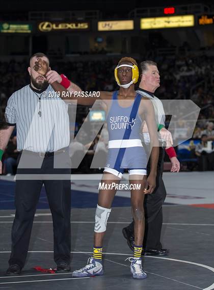 Thumbnail 3 in NYSPHSAA Wrestling Championships (Round 1) photogallery.