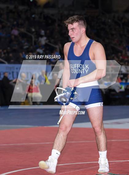 Thumbnail 1 in NYSPHSAA Wrestling Championships (Round 1) photogallery.