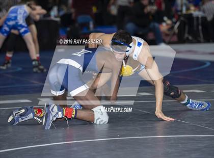 Thumbnail 3 in NYSPHSAA Wrestling Championships (Round 1) photogallery.