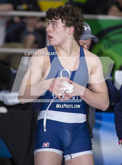 Thumbnail 2 in NYSPHSAA Wrestling Championships (Round 1) photogallery.