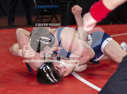 Thumbnail 3 in NYSPHSAA Wrestling Championships (Round 1) photogallery.