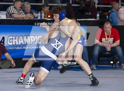 Thumbnail 1 in NYSPHSAA Wrestling Championships (Round 1) photogallery.