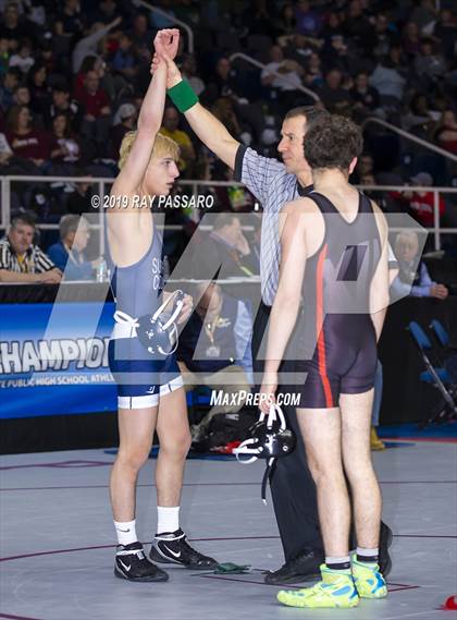Thumbnail 1 in NYSPHSAA Wrestling Championships (Round 1) photogallery.