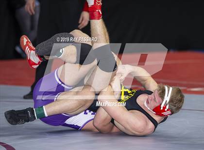 Thumbnail 1 in NYSPHSAA Wrestling Championships (Round 1) photogallery.