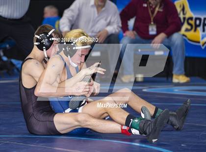 Thumbnail 3 in NYSPHSAA Wrestling Championships (Round 1) photogallery.